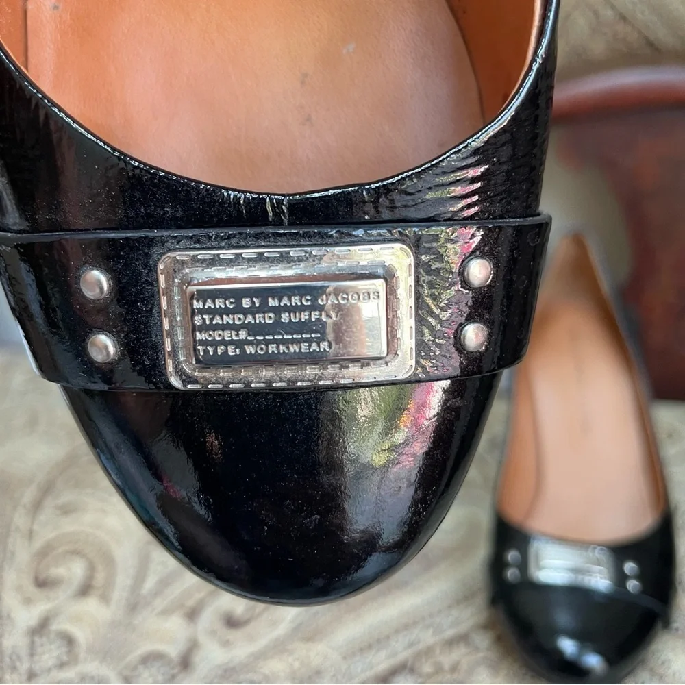 Marc By Marc Jacobs Black Patent Leather Glossy Pumps Heels Shoes Logo Size 8